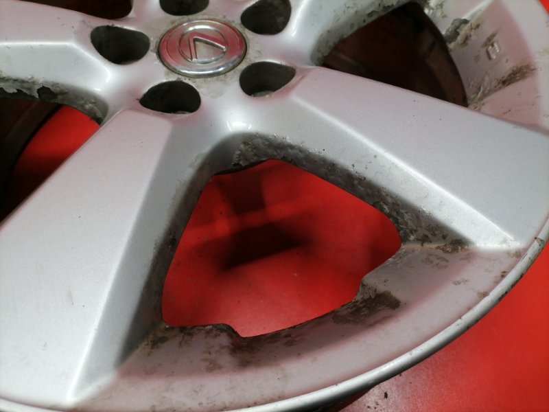 Комплект из 4-х дисков R18 / 5x114.3 J7.0 35ET DIA60.1 Комплект из 4-х дисков R18 / 5x114.3 J7.0 35ET DIA60.1