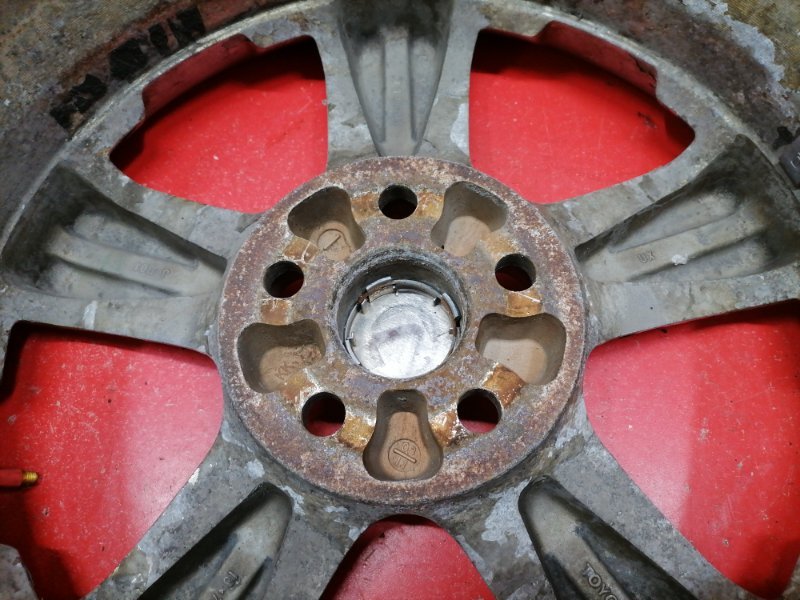 Комплект из 4-х дисков R18 / 5x114.3 J7.0 35ET DIA60.1 Комплект из 4-х дисков R18 / 5x114.3 J7.0 35ET DIA60.1