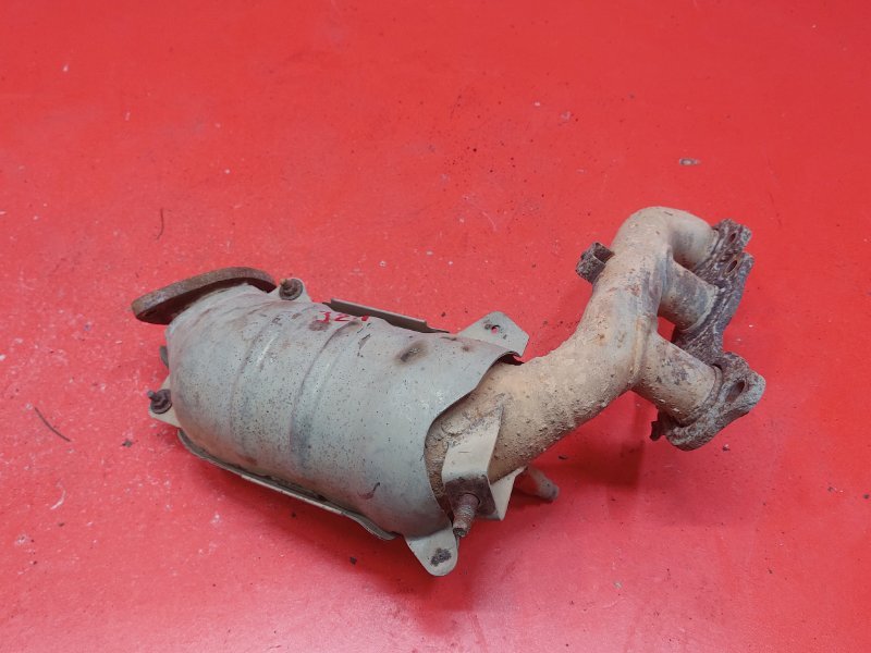 Коллектор выпускной Lexus RX330 MCU38L 3MZ-FE 2003 правый (б/у) Коллектор выпускной Lexus RX330 MCU38L 3MZ-FE 2003 правый (б/у)