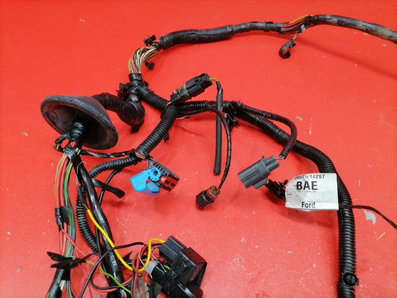 Проводка подкапотная Ford Focus CB4 SHDA 2010 (б/у) Проводка подкапотная Ford Focus CB4 SHDA 2010 (б/у)