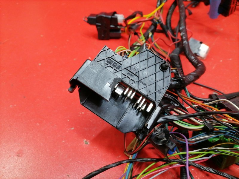 Проводка подкапотная Ford Focus CB4 SHDA 2010 (б/у) Проводка подкапотная Ford Focus CB4 SHDA 2010 (б/у)