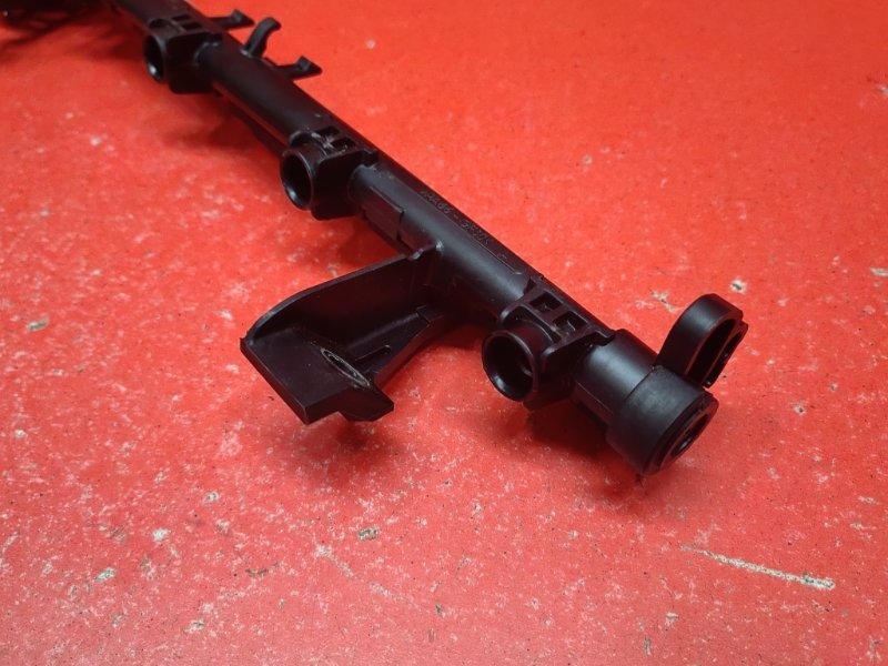 Рейка топливная Ford Focus CB4 SHDA 2010 (б/у) Рейка топливная Ford Focus CB4 SHDA 2010 (б/у)