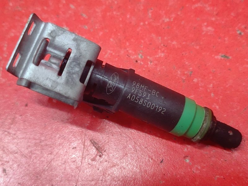 Форсунка Ford Focus CB4 SHDA 2010 (б/у) Форсунка Ford Focus CB4 SHDA 2010 (б/у)