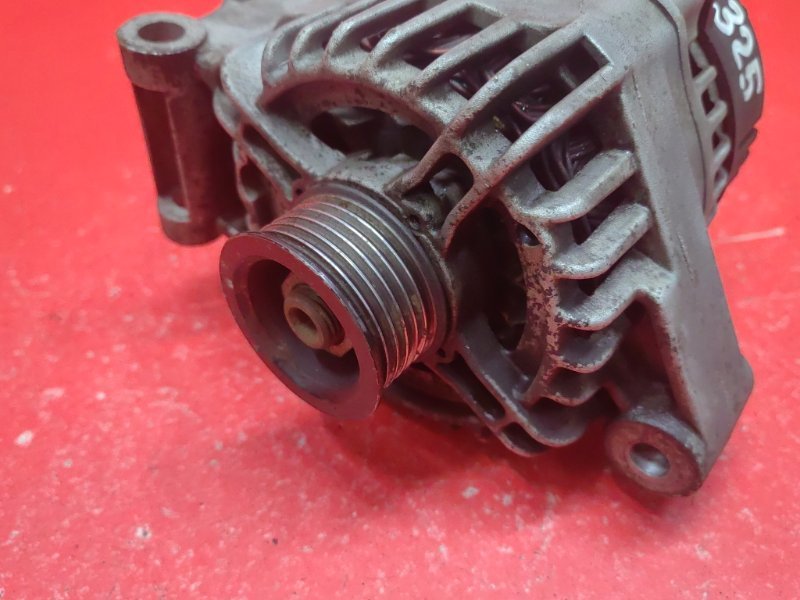 Генератор Ford Focus CB4 SHDA 2010 (б/у) Генератор Ford Focus CB4 SHDA 2010 (б/у)