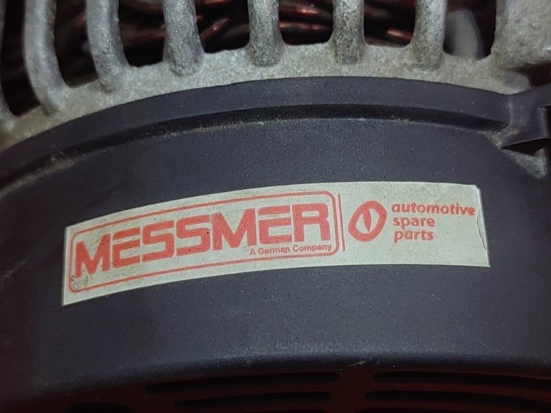 Генератор Ford Focus CB4 SHDA 2010 (б/у) Генератор Ford Focus CB4 SHDA 2010 (б/у)