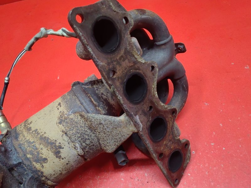 Коллектор выпускной Kia Ceed ED G4FC 2008 (б/у) Коллектор выпускной Kia Ceed ED G4FC 2008 (б/у)