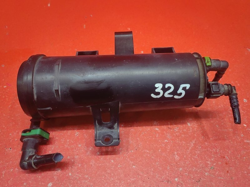 Фильтр паров топлива Ford Focus CB4 SHDA 2010 (б/у) Фильтр паров топлива Ford Focus CB4 SHDA 2010 (б/у)