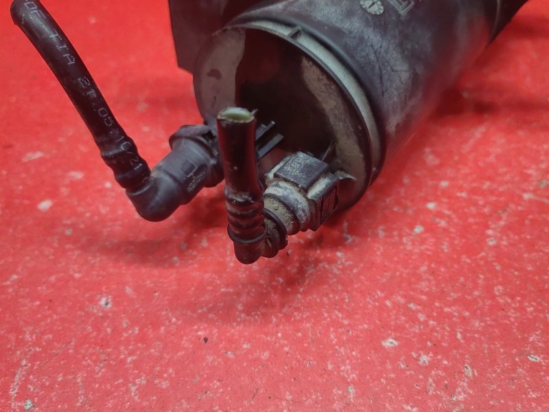 Фильтр паров топлива Ford Focus CB4 SHDA 2010 (б/у) Фильтр паров топлива Ford Focus CB4 SHDA 2010 (б/у)