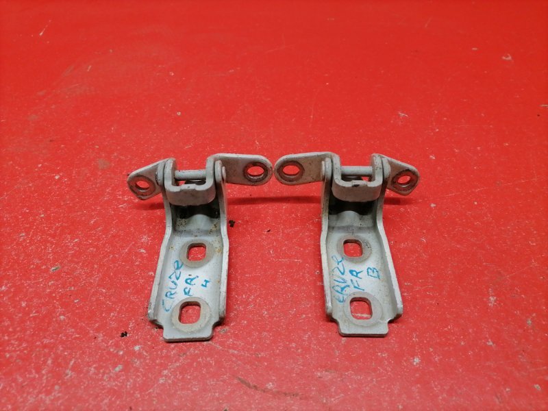 Петля двери Chevrolet Cruze J300 Z18XER 2012 передняя правая (б/у)