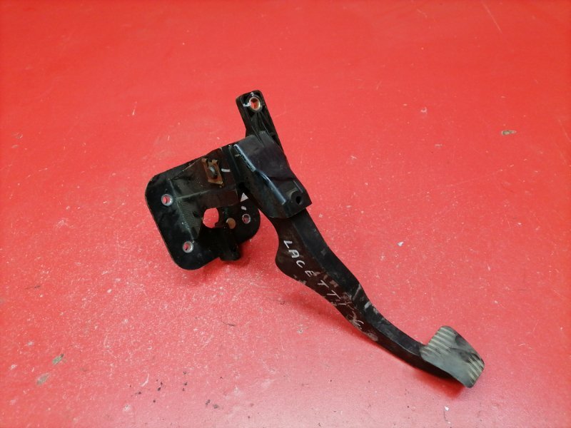 Педаль сцепления Chevrolet Lacetti J200 F16D3 2005 (б/у)