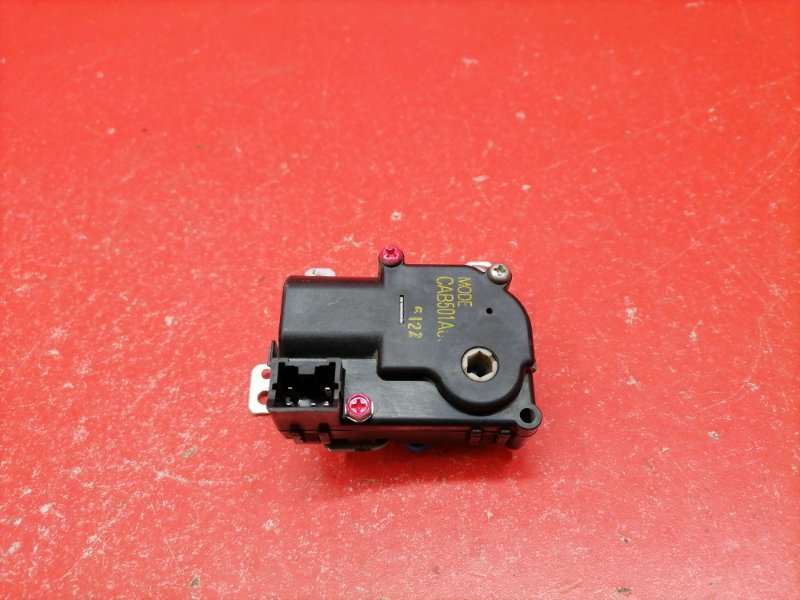 Сервопривод заслонок печки Mitsubishi Lancer CS3A 4G18 2005 (б/у)