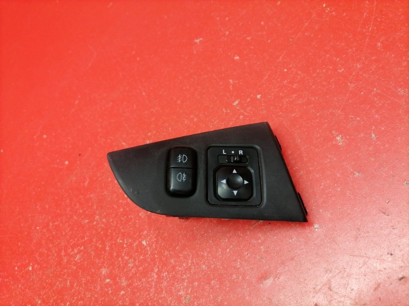 Кнопка включения противотуманных фар Mitsubishi Lancer CS3A 4G18 2005 (б/у)