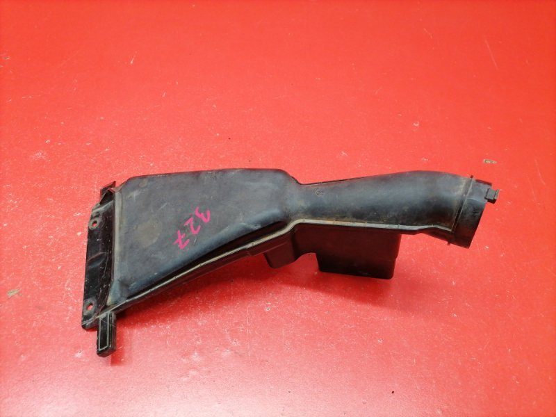 Воздухозаборник Mitsubishi Lancer CS3A 4G18 2005 (б/у)