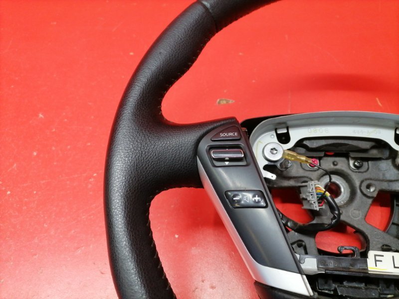 Руль Nissan Teana J32 QR25DE 2010 (б/у) Руль Nissan Teana J32 QR25DE 2010 (б/у)
