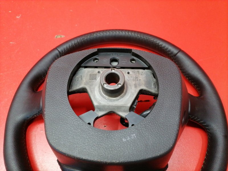 Руль Nissan Teana J32 QR25DE 2010 (б/у) Руль Nissan Teana J32 QR25DE 2010 (б/у)