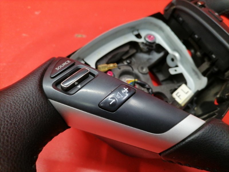 Руль Nissan Teana J32 QR25DE 2010 (б/у) Руль Nissan Teana J32 QR25DE 2010 (б/у)
