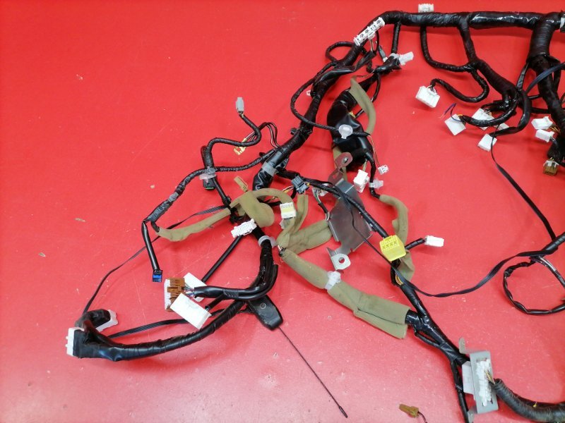Проводка под торпедо Nissan Teana J32 QR25DE 2010 (б/у) Проводка под торпедо Nissan Teana J32 QR25DE 2010 (б/у)