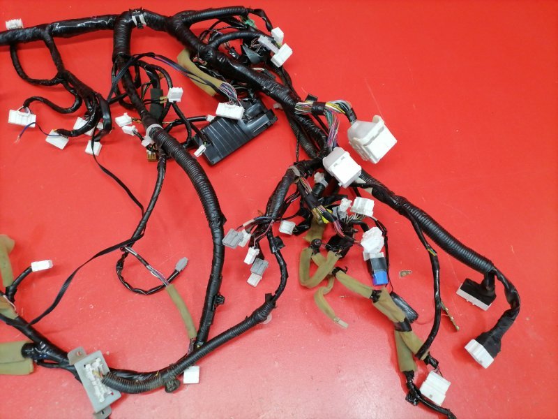 Проводка под торпедо Nissan Teana J32 QR25DE 2010 (б/у) Проводка под торпедо Nissan Teana J32 QR25DE 2010 (б/у)