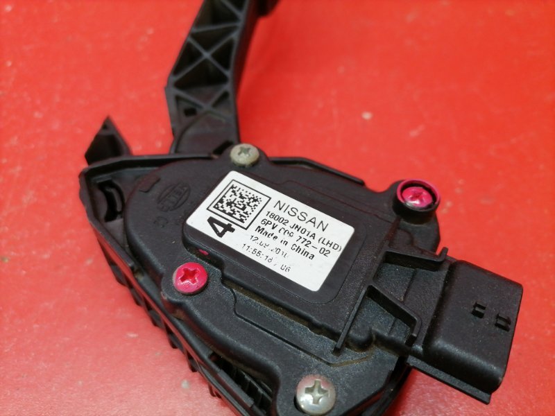 Педаль газа Nissan Teana J32 QR25DE 2010 (б/у) Педаль газа Nissan Teana J32 QR25DE 2010 (б/у)