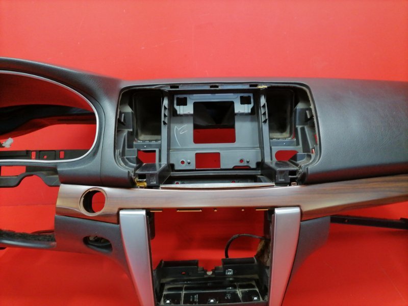 Торпедо Nissan Teana J32 QR25DE 2010 (б/у) Торпедо Nissan Teana J32 QR25DE 2010 (б/у)