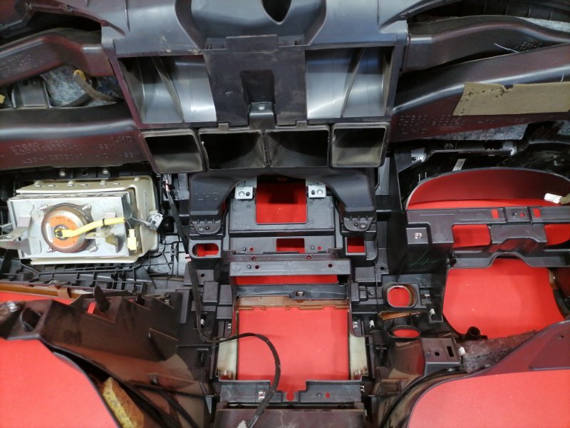 Торпедо Nissan Teana J32 QR25DE 2010 (б/у) Торпедо Nissan Teana J32 QR25DE 2010 (б/у)