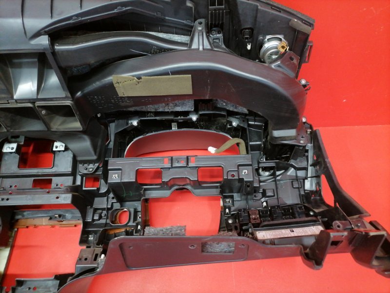Торпедо Nissan Teana J32 QR25DE 2010 (б/у) Торпедо Nissan Teana J32 QR25DE 2010 (б/у)