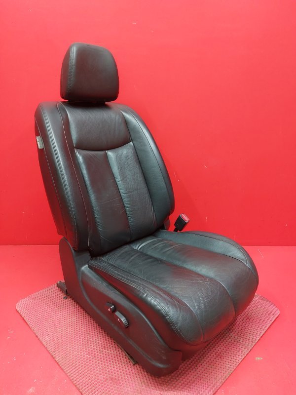 Сиденье Nissan Teana J32 QR25DE 2010 переднее правое (б/у)