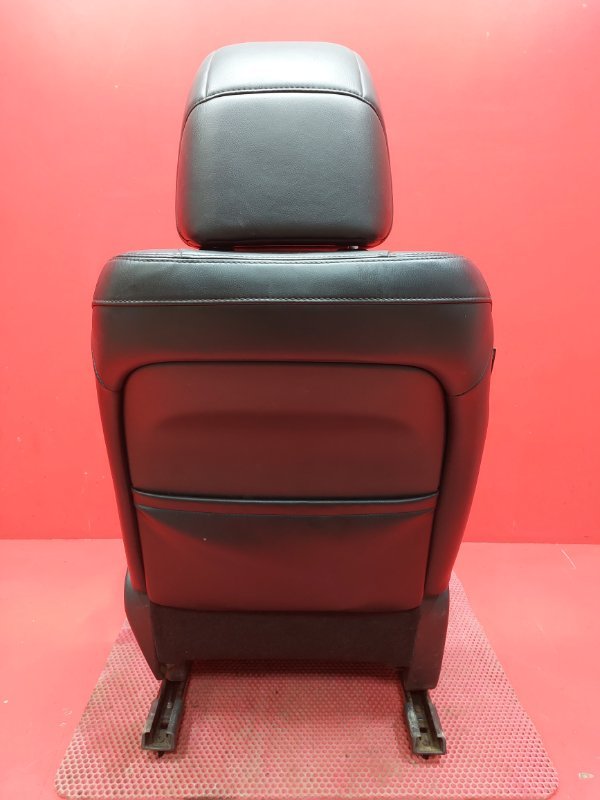 Сиденье Nissan Teana J32 QR25DE 2010 переднее правое (б/у) Сиденье Nissan Teana J32 QR25DE 2010 переднее правое (б/у)