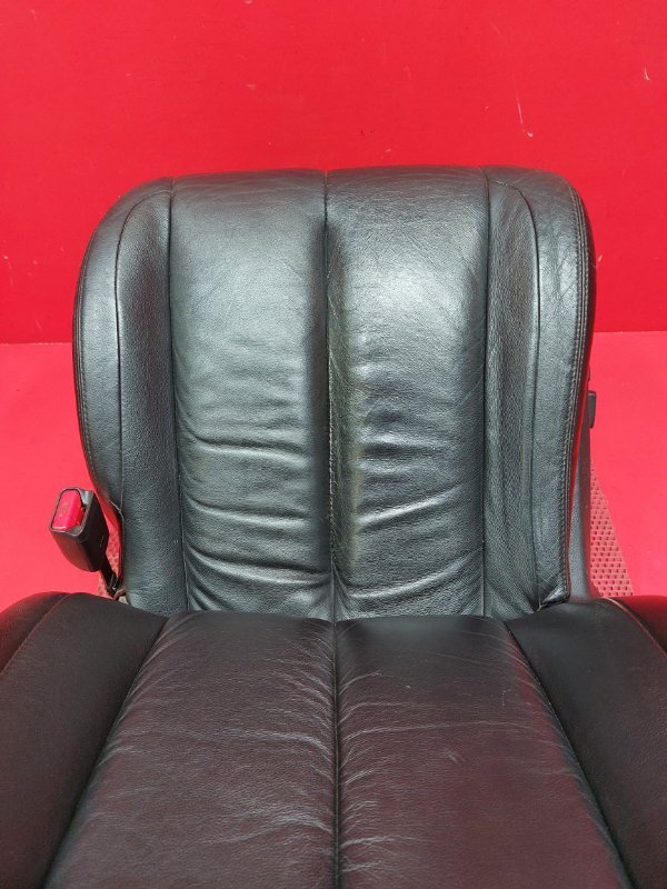 Сиденье Nissan Teana J32 QR25DE 2010 переднее правое (б/у) Сиденье Nissan Teana J32 QR25DE 2010 переднее правое (б/у)