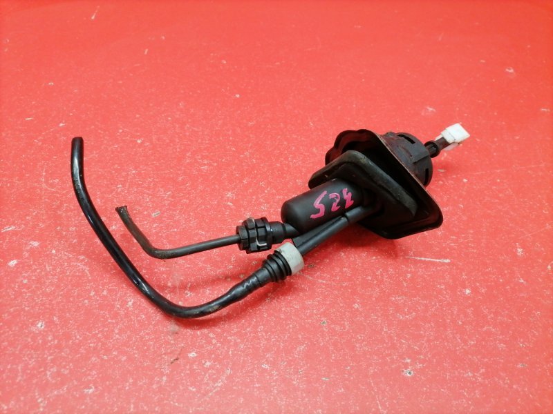 Главный цилиндр сцепления Ford Focus CB4 SHDA 2010 (б/у) Главный цилиндр сцепления Ford Focus CB4 SHDA 2010 (б/у)