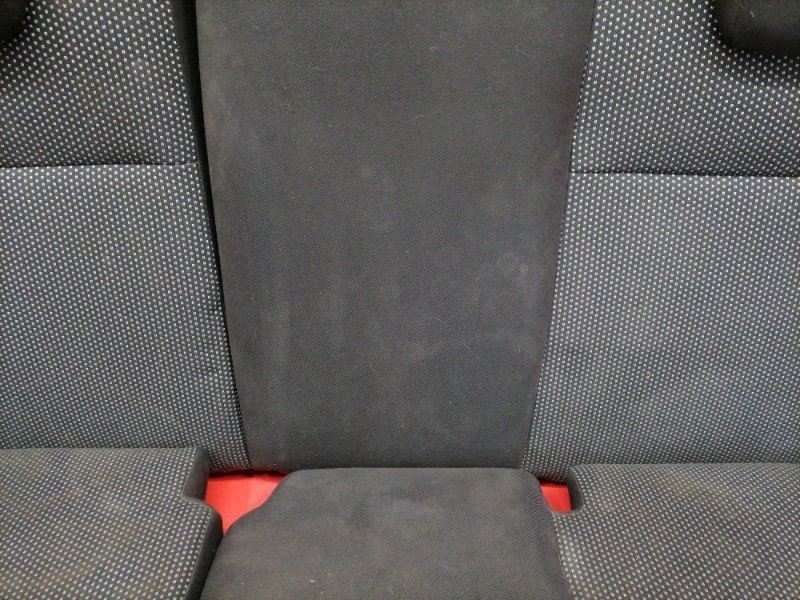 Сиденье Ford Focus CB4 SHDA 2010 заднее (б/у) Сиденье Ford Focus CB4 SHDA 2010 заднее (б/у)