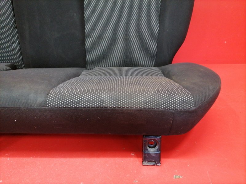 Сиденье Ford Focus CB4 SHDA 2010 заднее (б/у) Сиденье Ford Focus CB4 SHDA 2010 заднее (б/у)