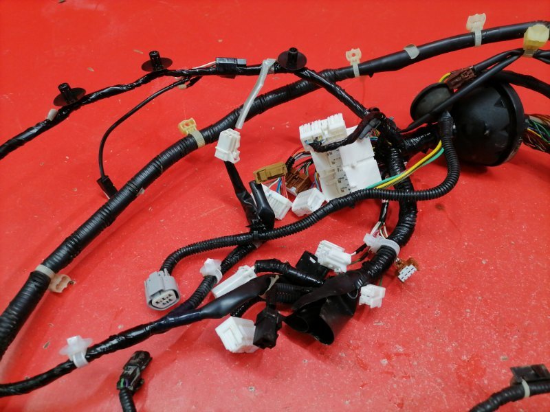 Проводка подкапотная Nissan Teana J32 QR25DE 2010 (б/у) Проводка подкапотная Nissan Teana J32 QR25DE 2010 (б/у)
