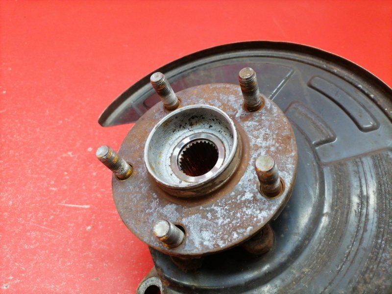 Поворотный кулак Nissan Teana J32 QR25DE 2010 передний левый (б/у) Поворотный кулак Nissan Teana J32 QR25DE 2010 передний левый (б/у)