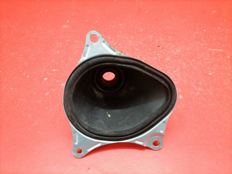 Пыльник рулевой колонки Nissan Teana J32 QR25DE 2010 (б/у) Пыльник рулевой колонки Nissan Teana J32 QR25DE 2010 (б/у)