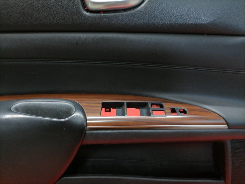 Обшивка двери Nissan Teana J32 QR25DE 2010 передняя левая (б/у) Обшивка двери Nissan Teana J32 QR25DE 2010 передняя левая (б/у)