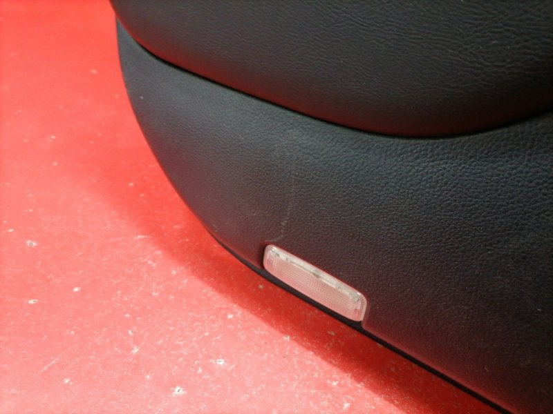 Обшивка двери Nissan Teana J32 QR25DE 2010 передняя левая (б/у) Обшивка двери Nissan Teana J32 QR25DE 2010 передняя левая (б/у)