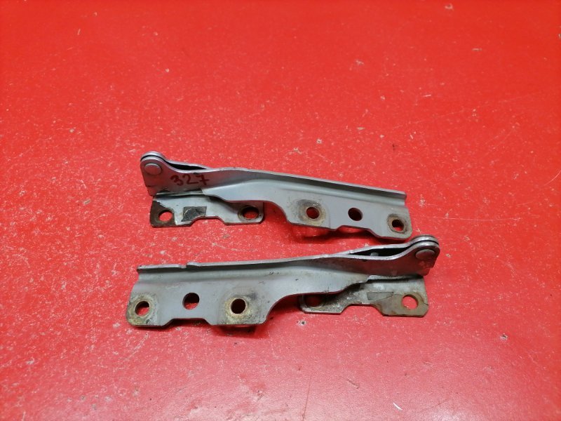 Петля капота Mitsubishi Lancer CS3A 4G18 2005 (б/у)