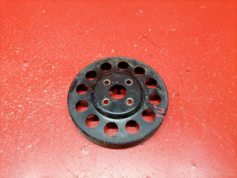 Шкив помпы Mitsubishi Lancer CS3A 4G18 2005 (б/у)