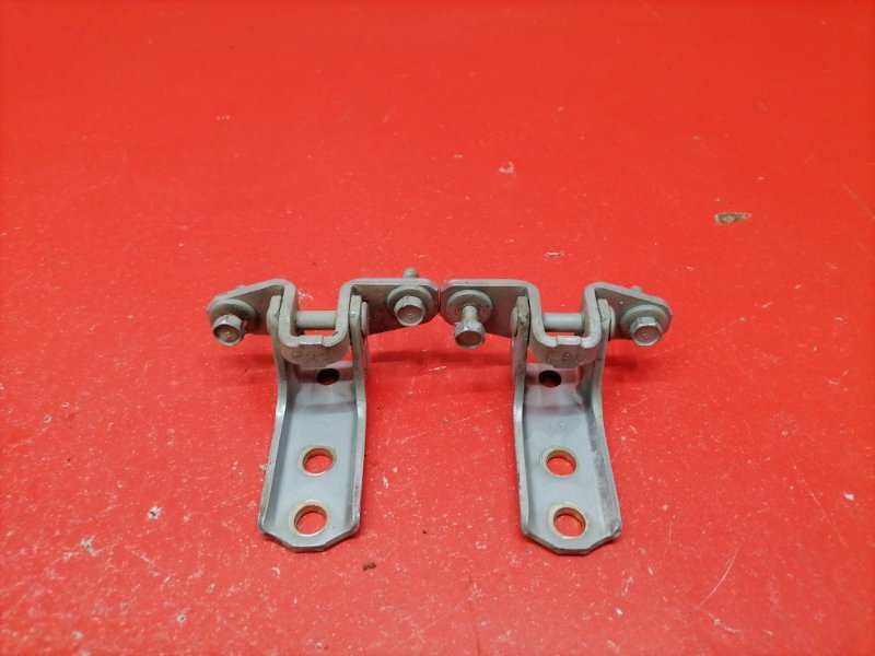 Петля двери Mitsubishi Lancer CS3A 4G18 2005 передняя правая (б/у)