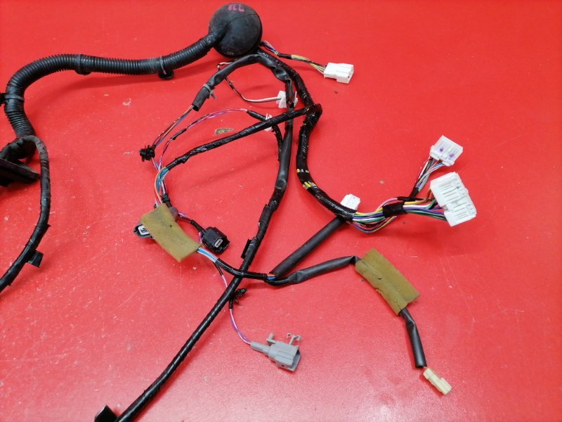 Проводка двери Nissan Teana J32 QR25DE 2010 передняя левая (б/у) Проводка двери Nissan Teana J32 QR25DE 2010 передняя левая (б/у)