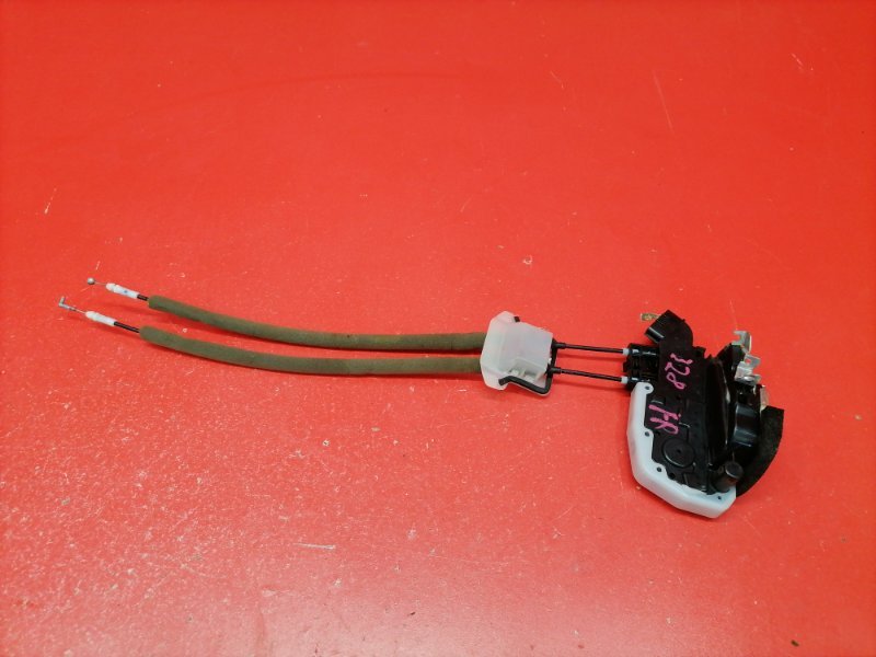 Замок двери Nissan Teana J32 QR25DE 2010 передний правый (б/у) Замок двери Nissan Teana J32 QR25DE 2010 передний правый (б/у)