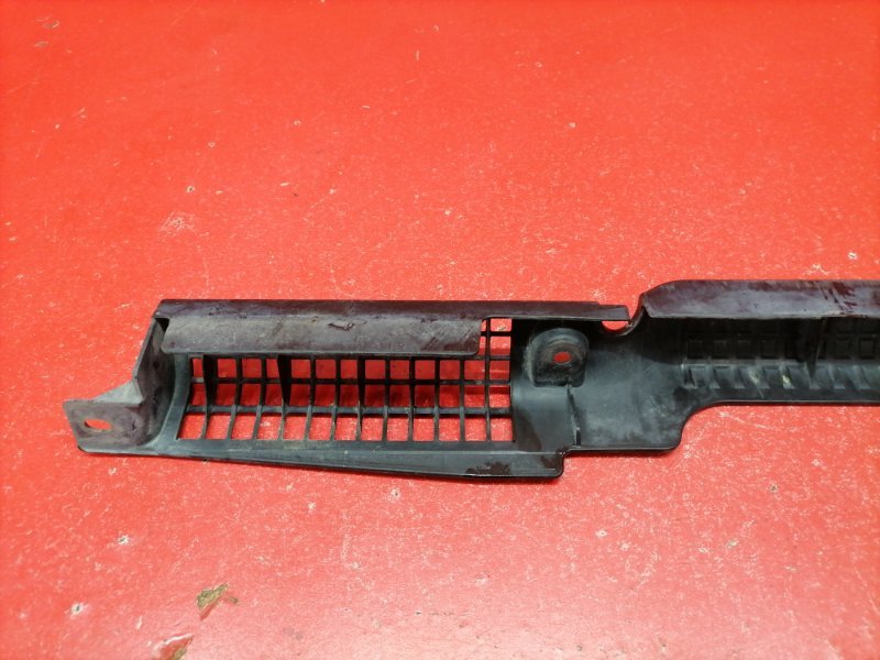 Накладка замка капота Nissan Teana J32 QR25DE 2010 (б/у) Накладка замка капота Nissan Teana J32 QR25DE 2010 (б/у)