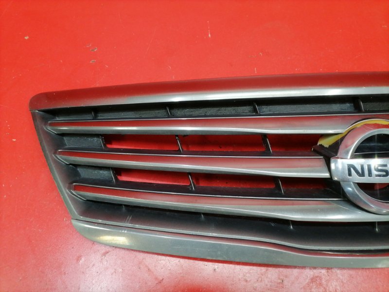 Решетка радиатора Nissan Teana J32 QR25DE 2010 (б/у) Решетка радиатора Nissan Teana J32 QR25DE 2010 (б/у)