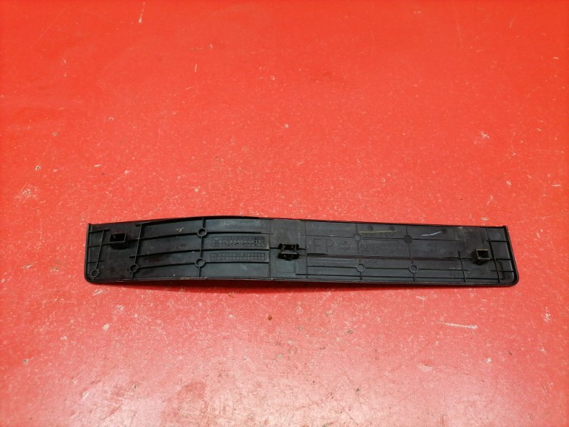 Накладка порога внутренняя Nissan Teana J32 QR25DE 2010 (б/у) Накладка порога внутренняя Nissan Teana J32 QR25DE 2010 (б/у)