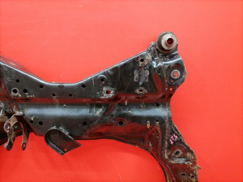 Подрамник Nissan Teana J32 QR25DE 2010 передний (б/у) Подрамник Nissan Teana J32 QR25DE 2010 передний (б/у)