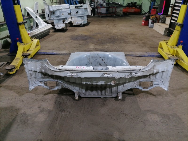 Панель кузова Nissan Teana J32 QR25DE 2010 задний (б/у)