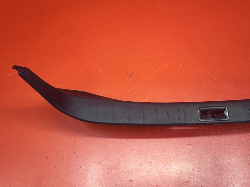 Накладка замка багажника Nissan Teana J32 QR25DE 2010 (б/у) Накладка замка багажника Nissan Teana J32 QR25DE 2010 (б/у)