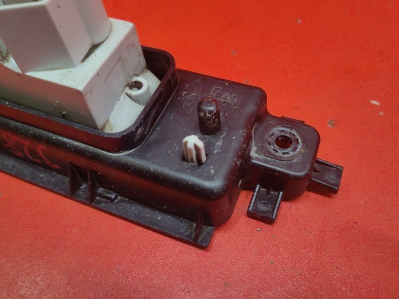 Фонарь противотуманный Nissan Teana J32 QR25DE 2010 задний (б/у) Фонарь противотуманный Nissan Teana J32 QR25DE 2010 задний (б/у)