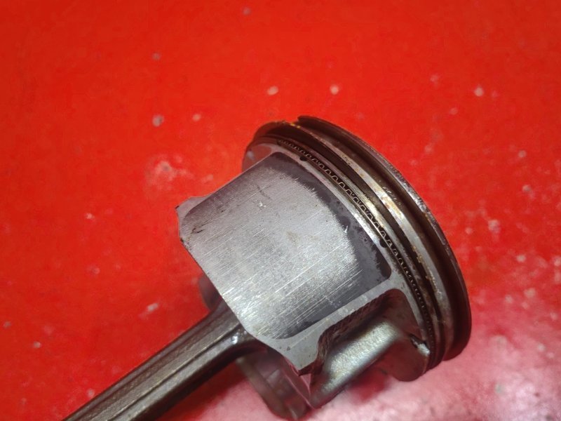 Поршень с шатуном Nissan Teana J32 QR25DE 2010 (б/у) Поршень с шатуном Nissan Teana J32 QR25DE 2010 (б/у)